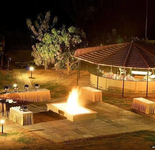Olde Bangalore Resort And Convention Center Devanahalli ภายนอก รูปภาพ